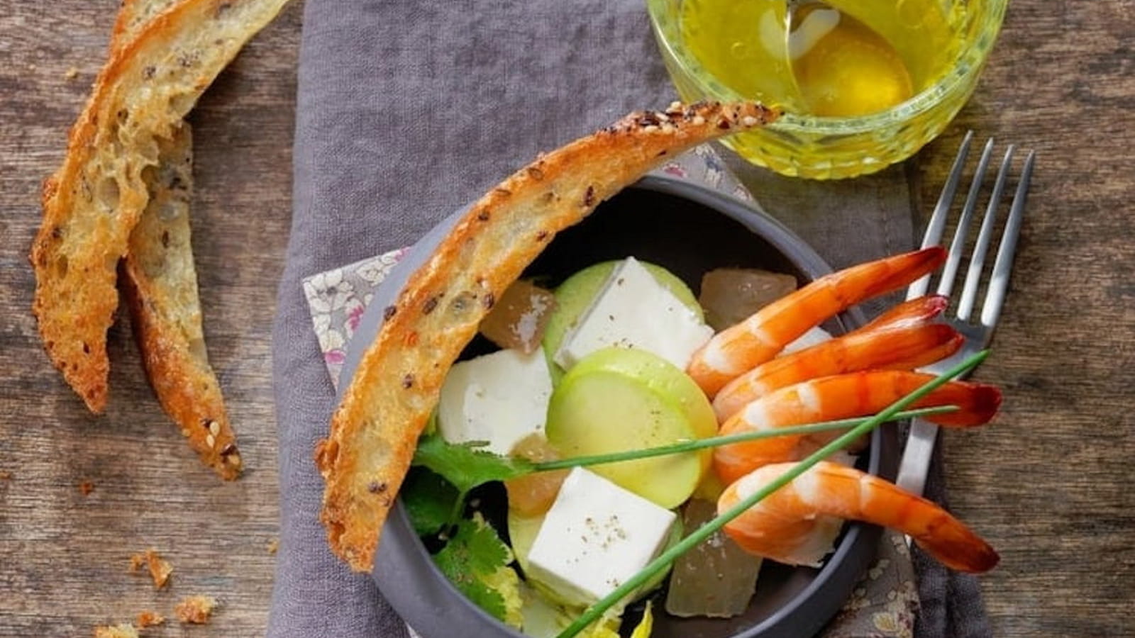 Salade avocat, pamplemousse, crevettes roses et Carré Frais 0% revisité