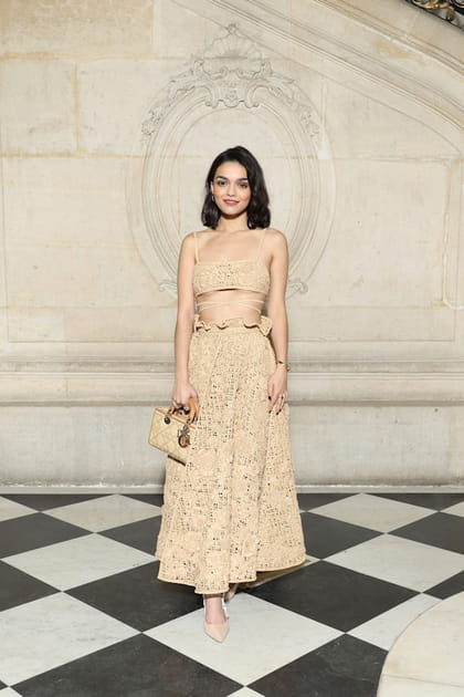 Rachel Zegler au d&eacute;fil&eacute; Dior