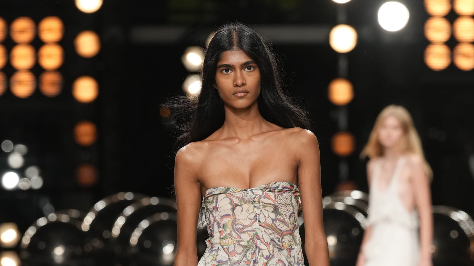 Look 21