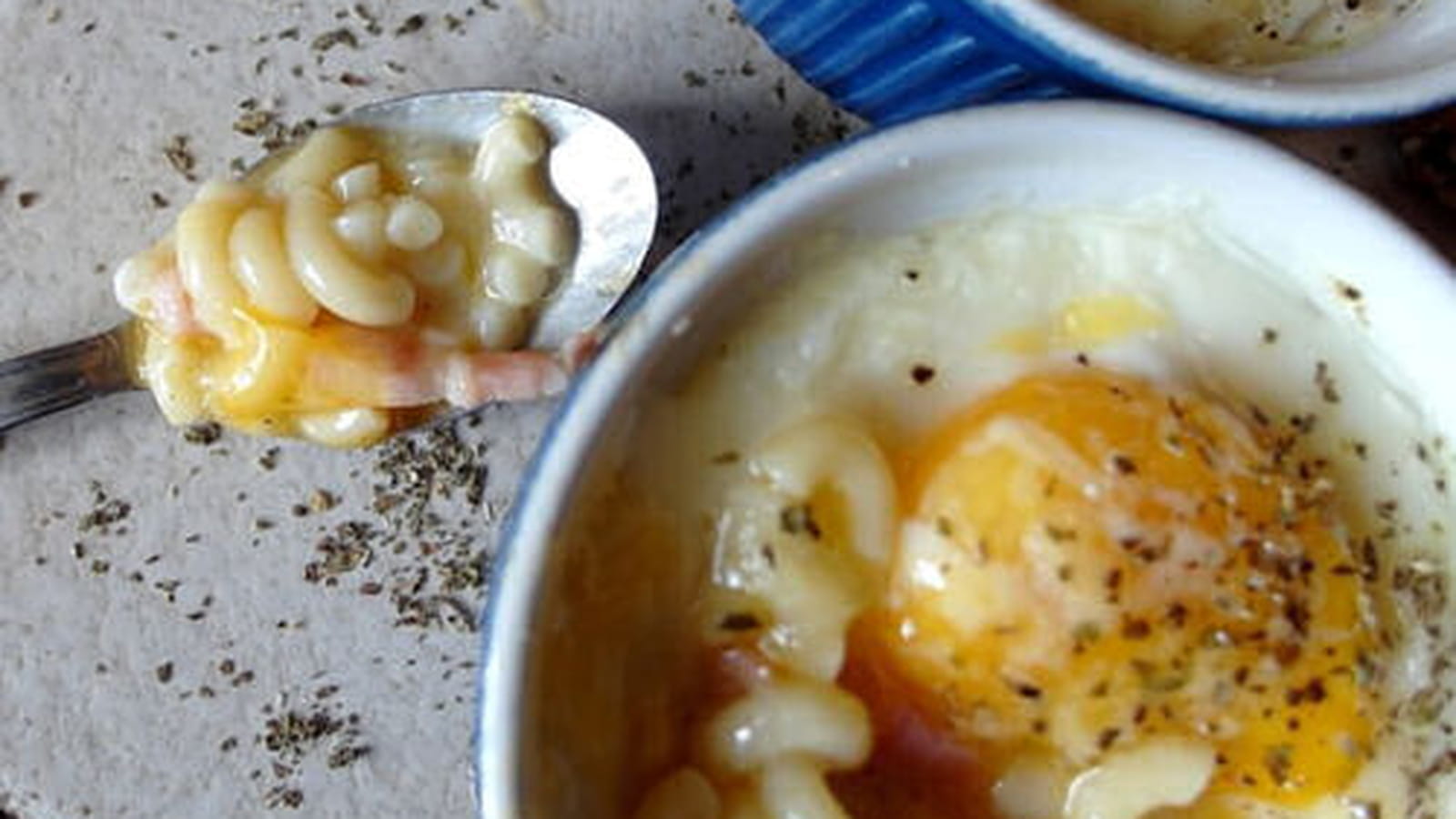 Oeuf cocotte de coquillettes