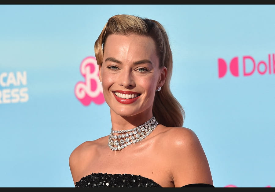 Margot Robbie, grandiose avec sa coiffure vintage