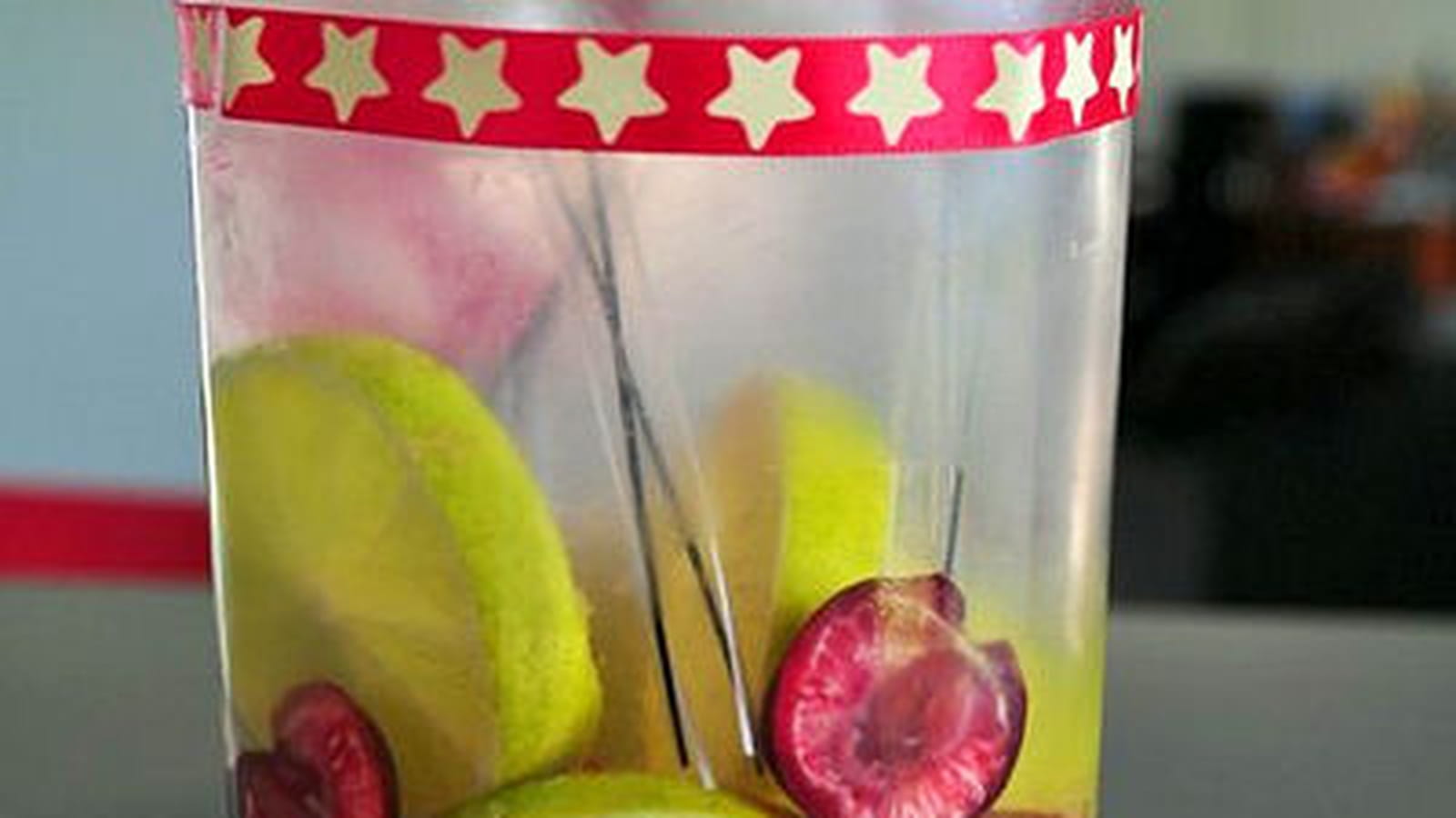 Boisson detox cerises citron