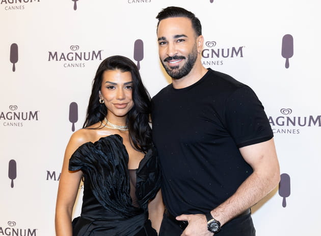 Adil Rami et sa ch&eacute;rie Louana &agrave; Cannes, duo tout en noir