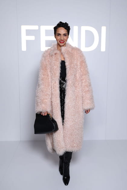 Farida Khelfa au défilé Fendi