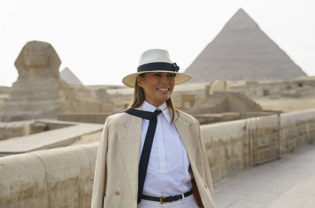 Melania Trump sort son plus beau sourire en Egypte