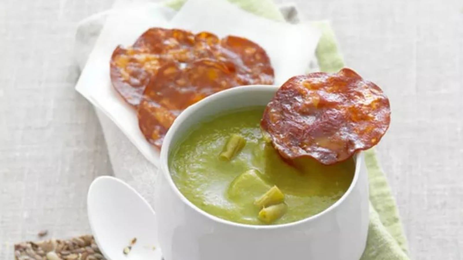 Soupe de haricots verts au chorizo