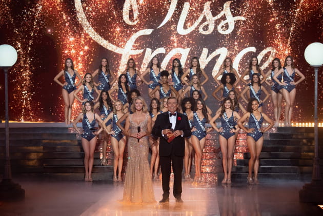 Les 29&nbsp;Miss en maillot