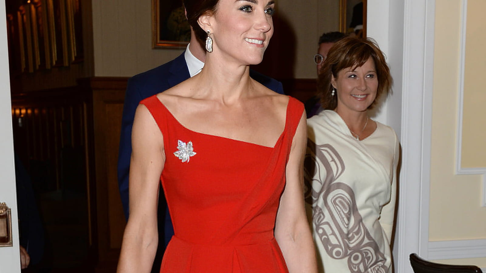 Robe rouge de Kate 