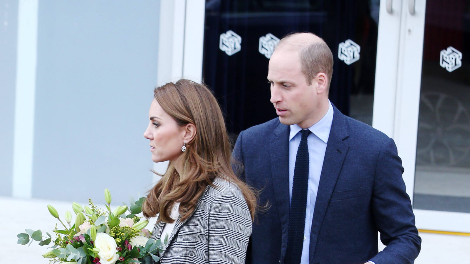 Kate joue les Cendrillon