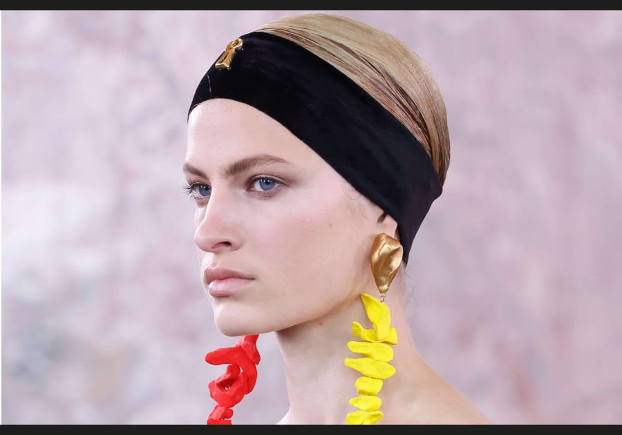 Le fard sous les yeux de Schiaparelli