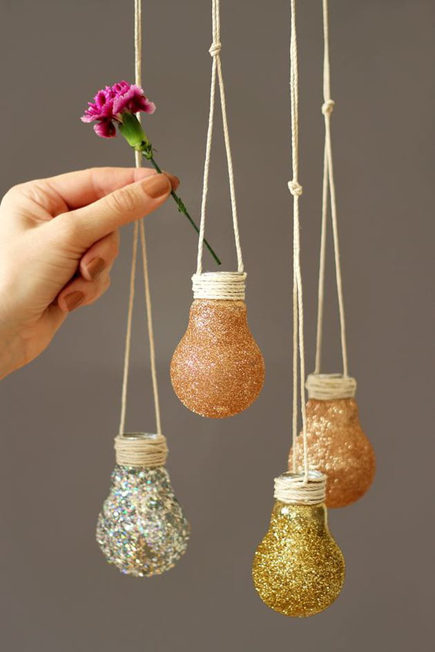 Des ampoules décorées