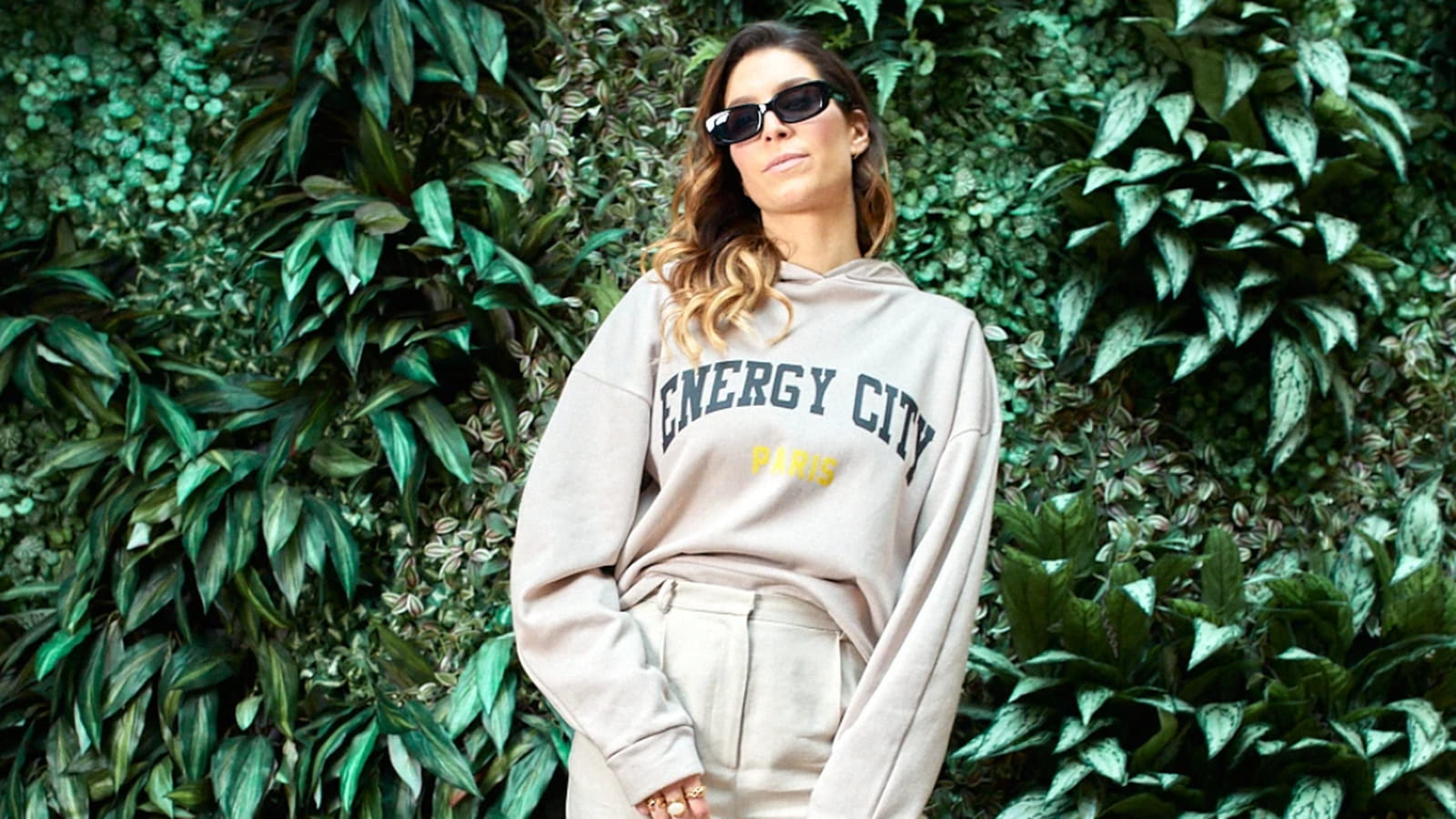 51 stars adoptent la tendance du sweat 