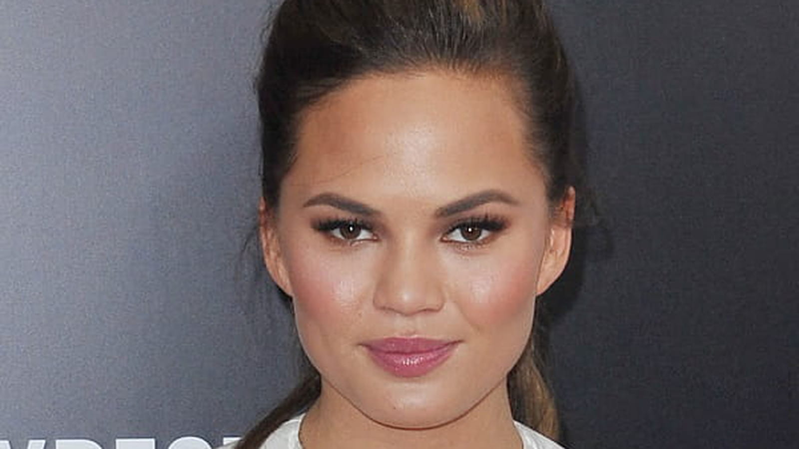 Chrissy Teigen, avant