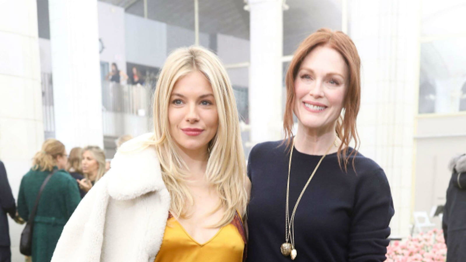 Sienna Miller et Julianne Moore