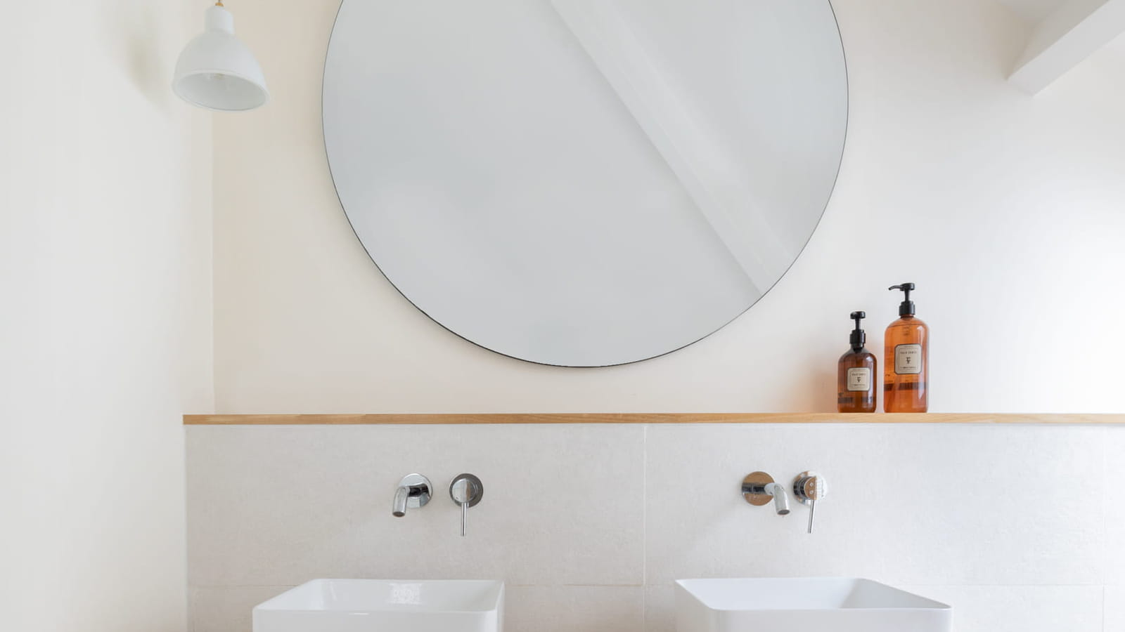 Salle de bains 2nd étage après 