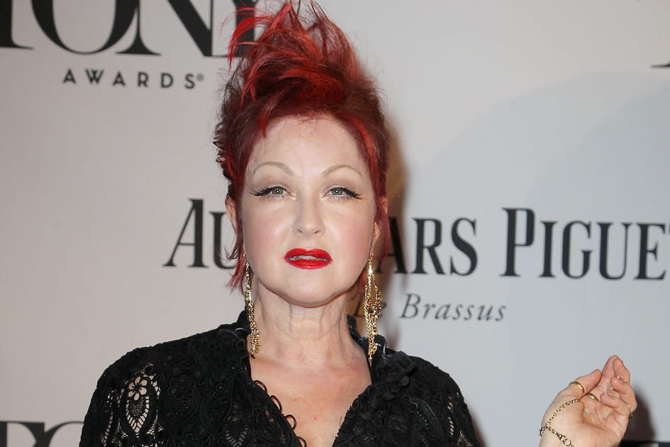 Les cheveux rouges de Cindy Lauper