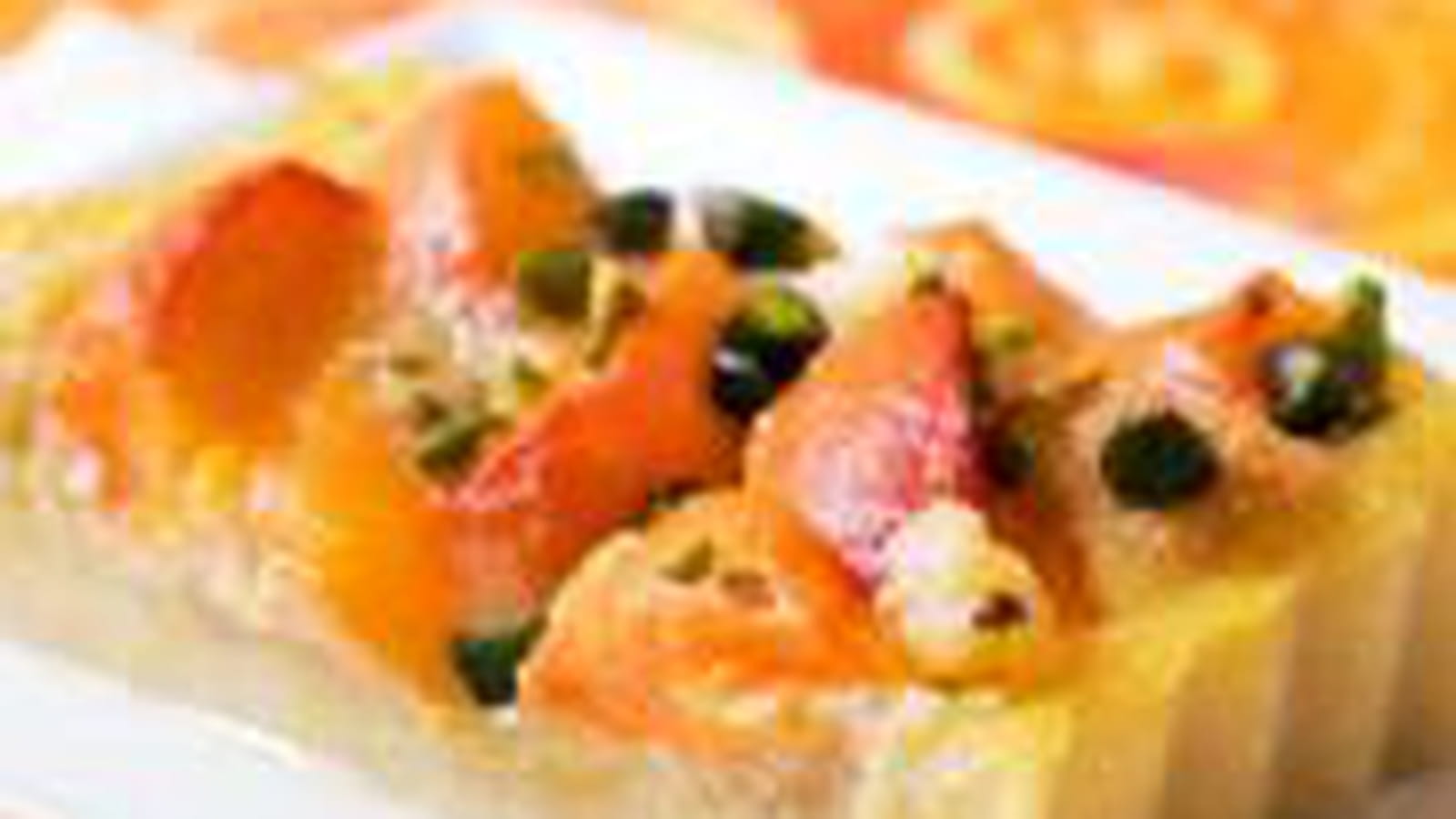 Tarte de polenta aux abricots et au miel