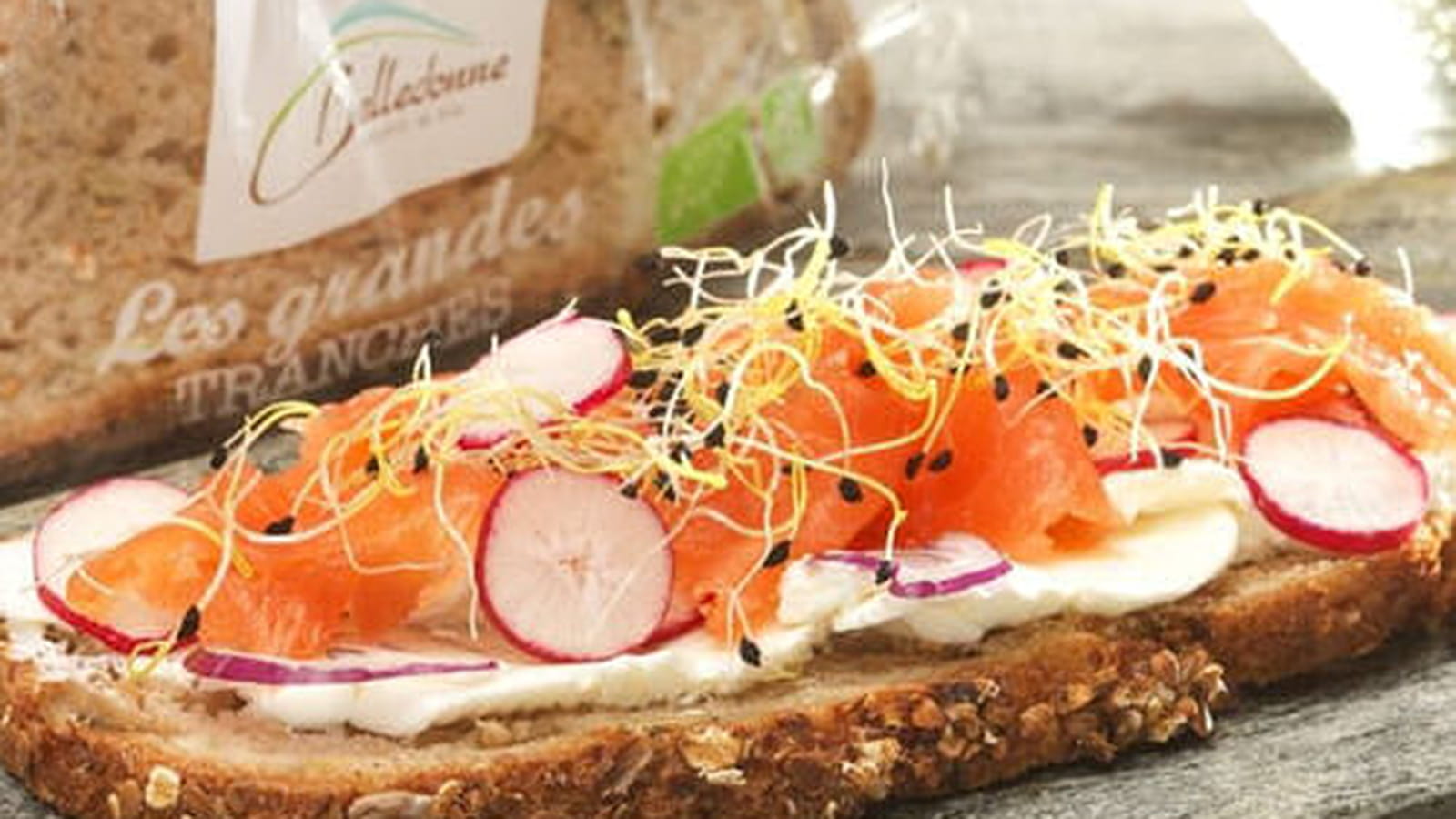 Tartine fraîcheur de Belledone, radis, saumon fumé