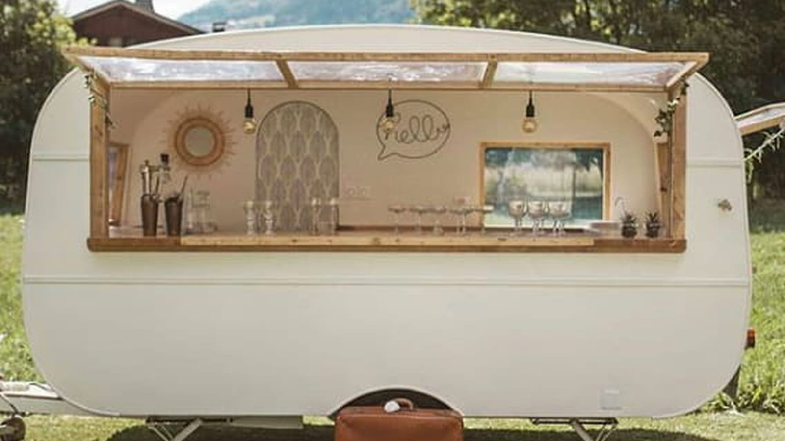 Un bar à cocktails 