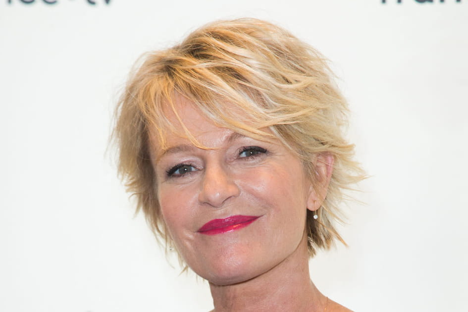 Le rouge &agrave; l&egrave;vres fuchsia de Sophie Davant