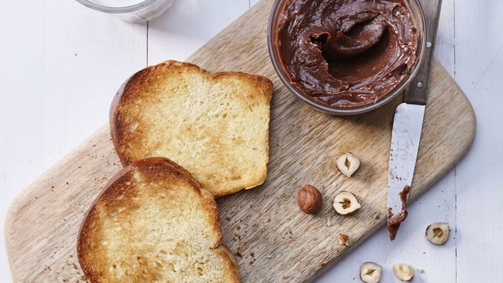 Pâte à tartiner maison riche en noisettes