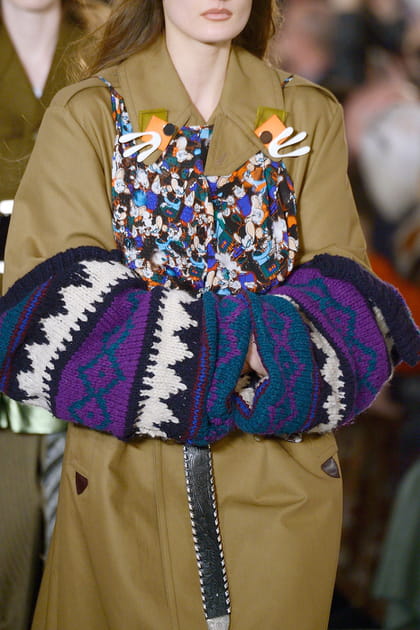 Les manchons en tricot jacquard du d&eacute;fil&eacute; Maison Margiela