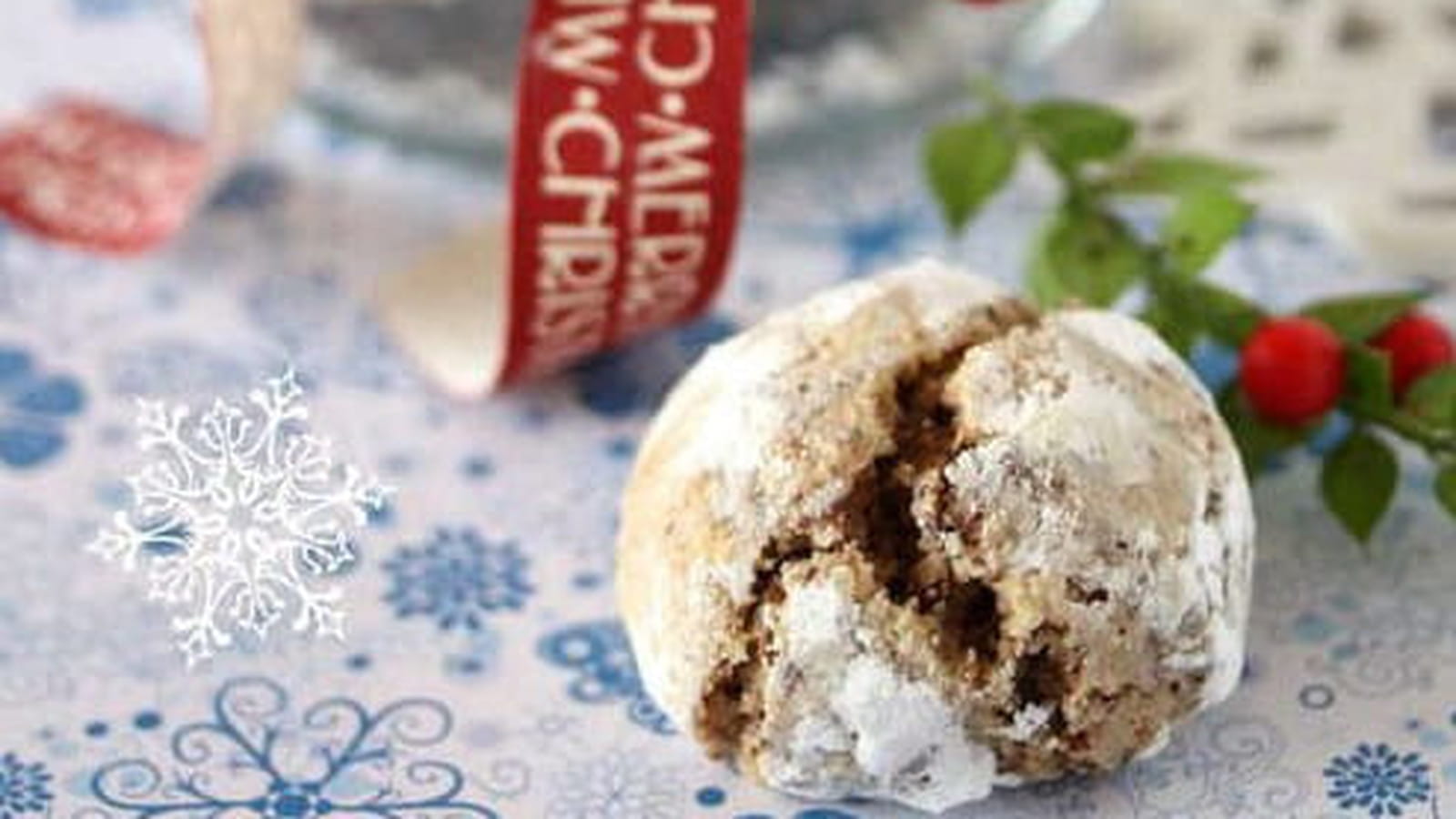 Bredeles craquelés poudre d'amande, chocolat et cannelle