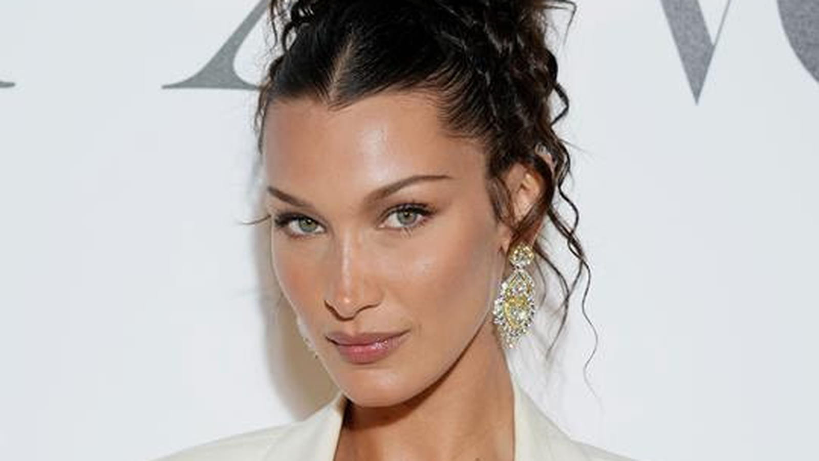 Bella Hadid 