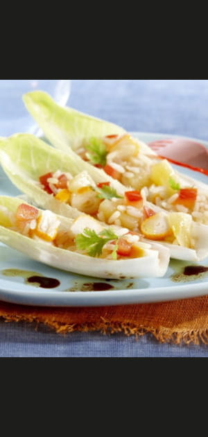 Salade de riz &agrave; l'ananas, surimi et endives