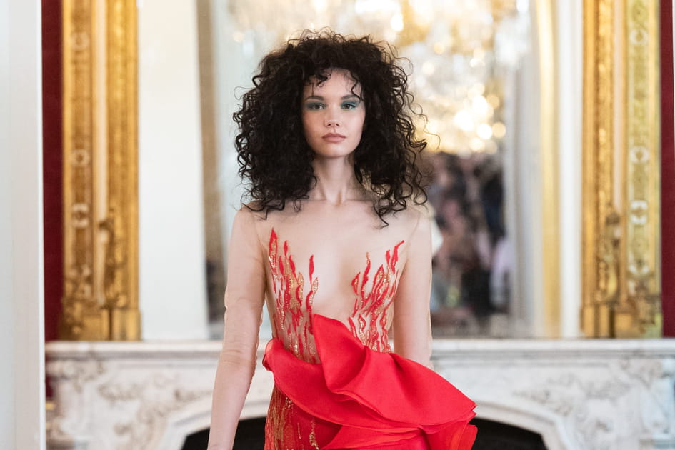 La permanente et le maquillage vert vus chez La M&eacute;tamorphose