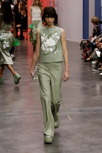 Look&nbsp;10&nbsp;du d&eacute;fil&eacute; Fendi