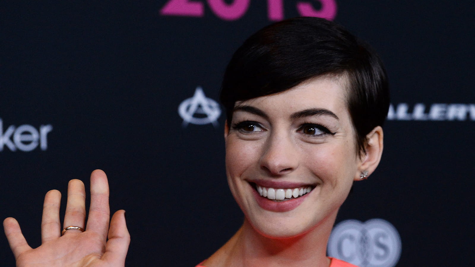 Anne Hathaway