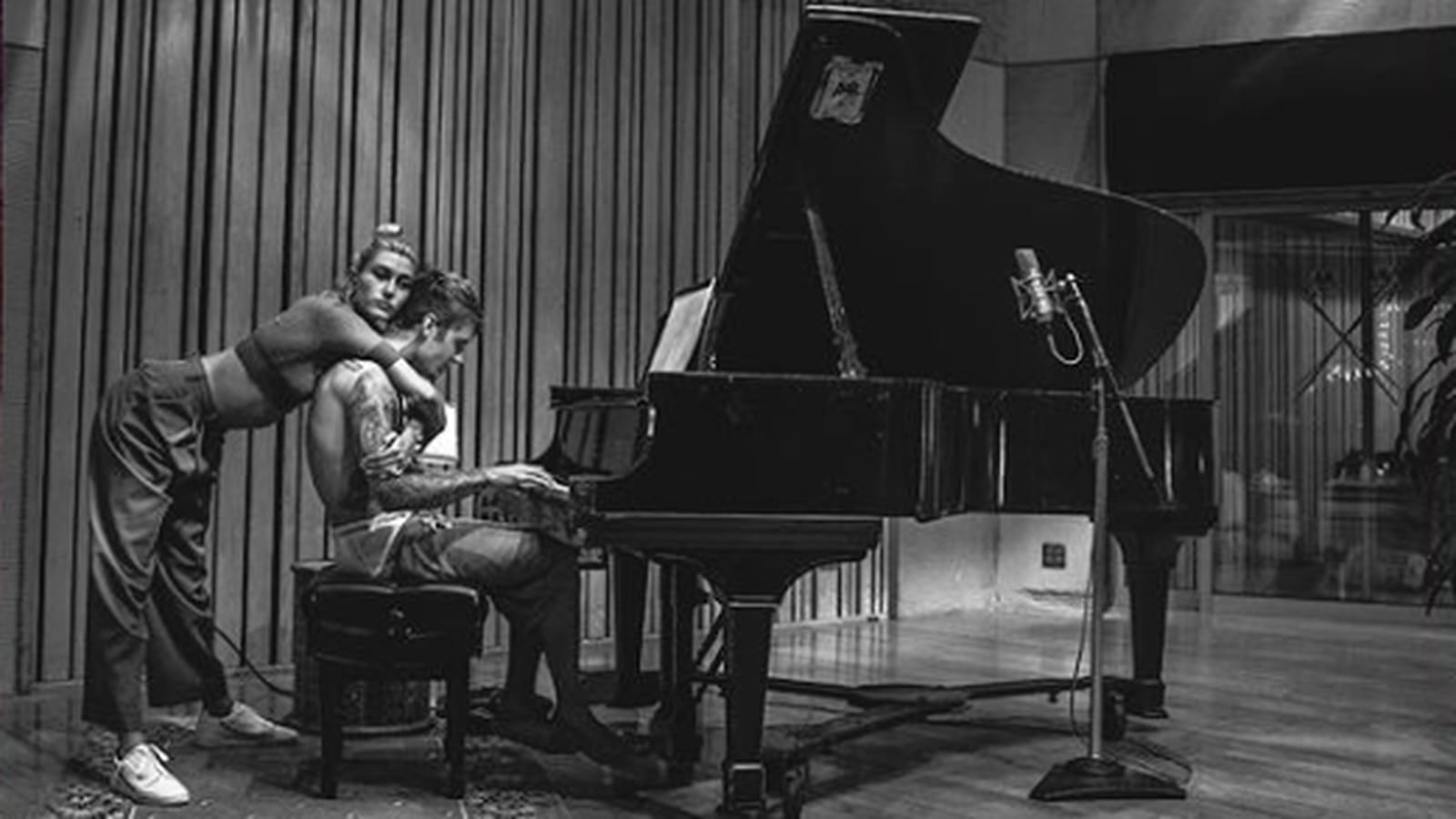 Hailey Bieber, Justin Bieber