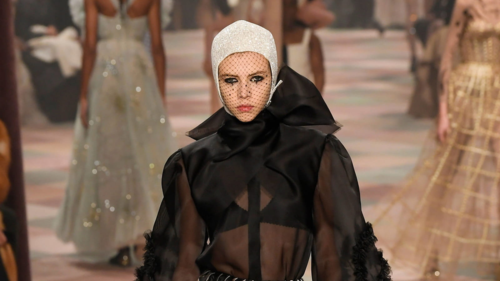 Look 57