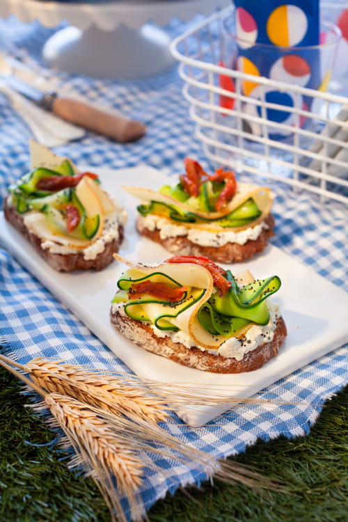 Tartine gourmande courgette, tomate et Fol Epi