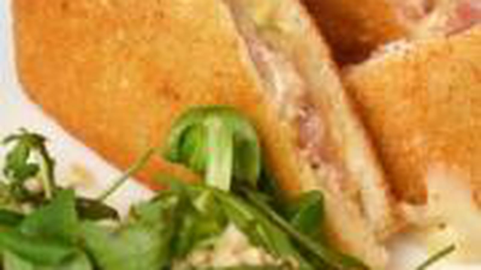 Croques aux figues et noisettes grillées, jambon cru