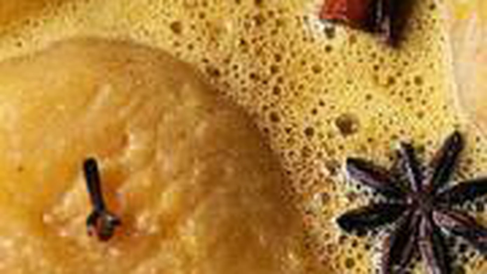 Poires rôties aux épices et sabayon à la bière