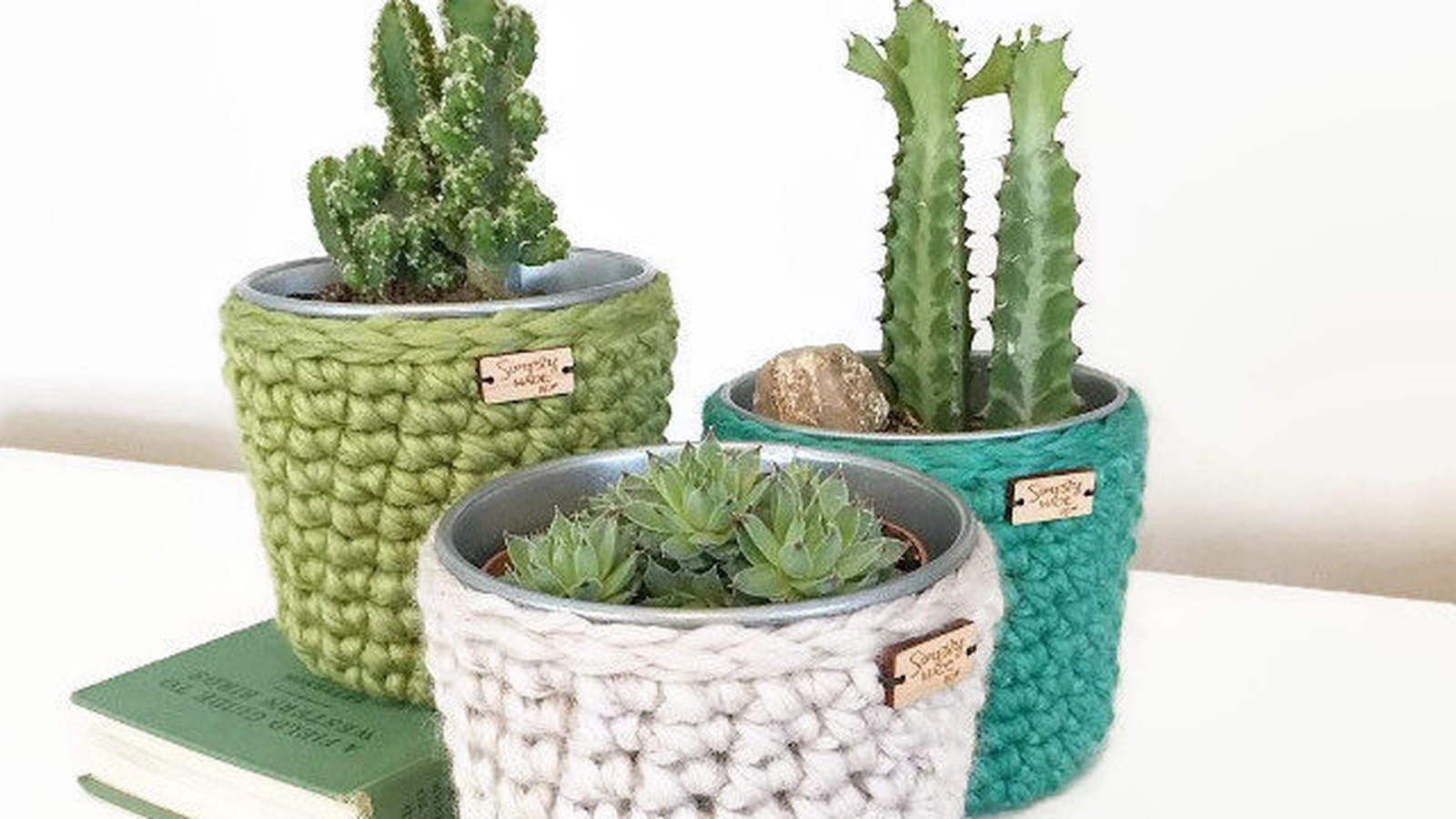 Cache-pot en laine crochetée 