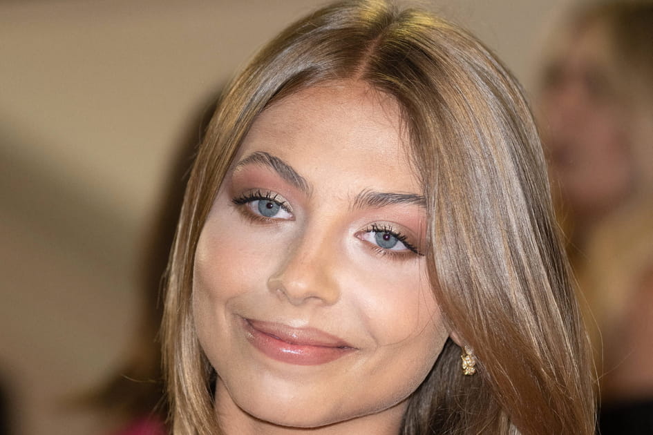 Les l&egrave;vres nudes de Stella Belmondo