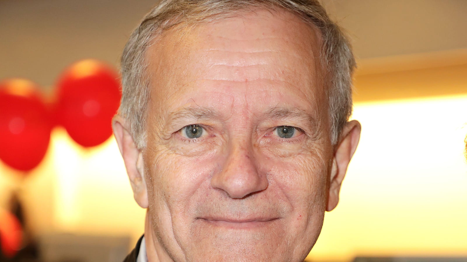 Francis Huster