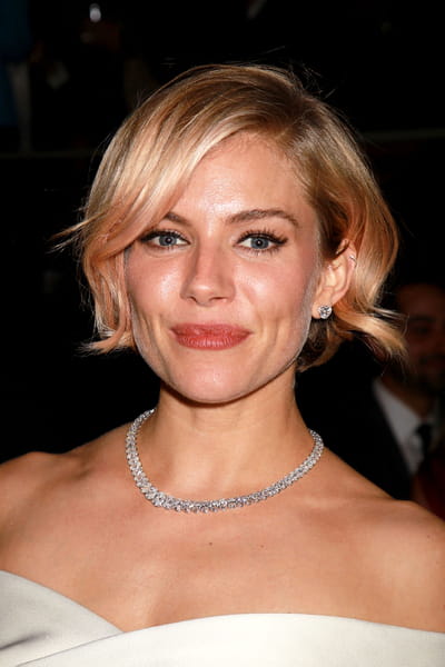sienna miller at the after party for the premiere of american sniper in new york