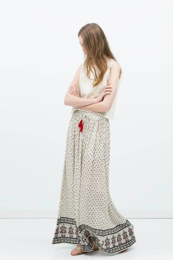 Maxi jupe imprim?�e de Zara