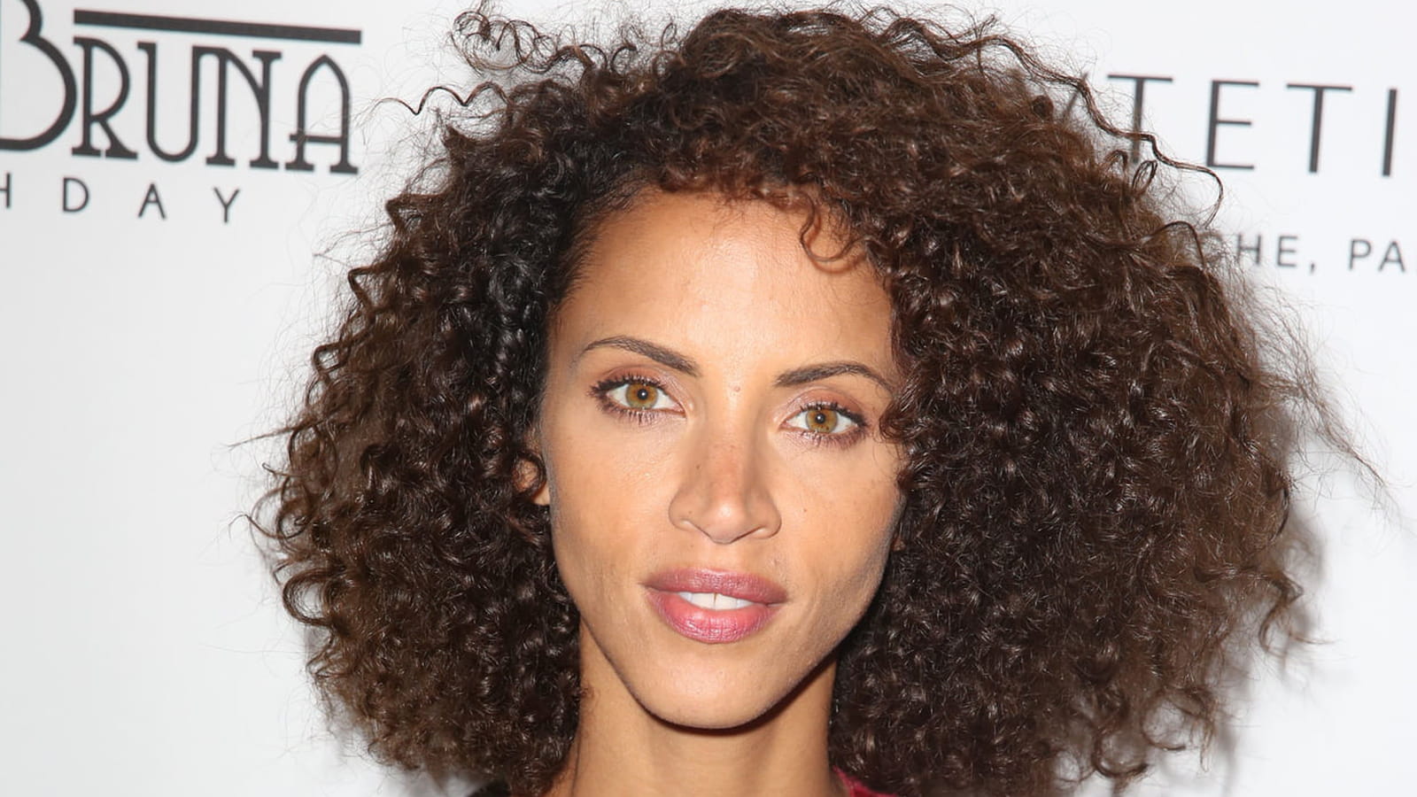 Noémie Lenoir 