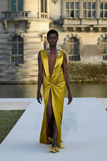 Look 65&nbsp;du d&eacute;fil&eacute; Valentino haute couture automne-hiver 2023-2024