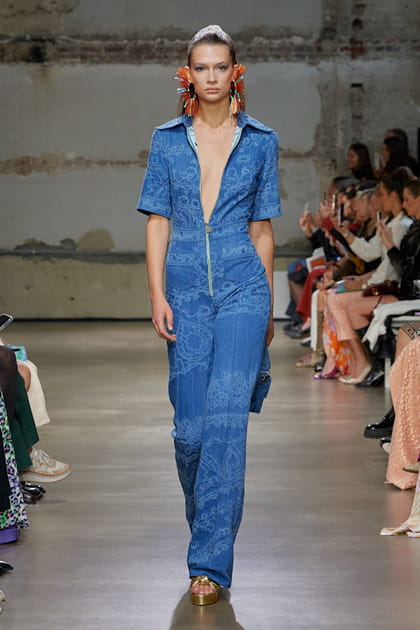 D&eacute;fil&eacute; Leonard Paris printemps-&eacute;t&eacute; 2023