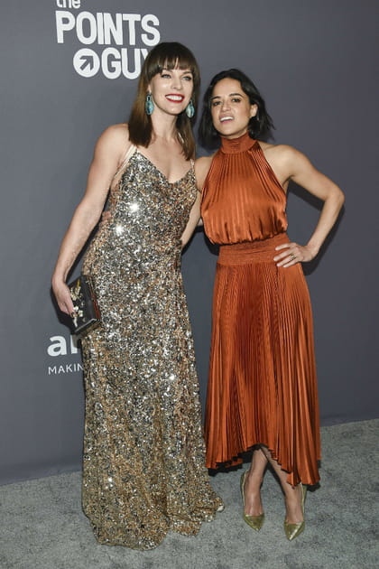 Milla Jovovich et Michelle Rodriguez&nbsp;&agrave; la soir&eacute;e amfAR de la fashion week