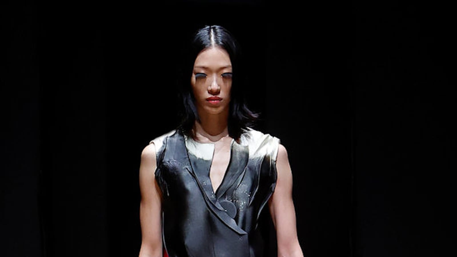 Look 11