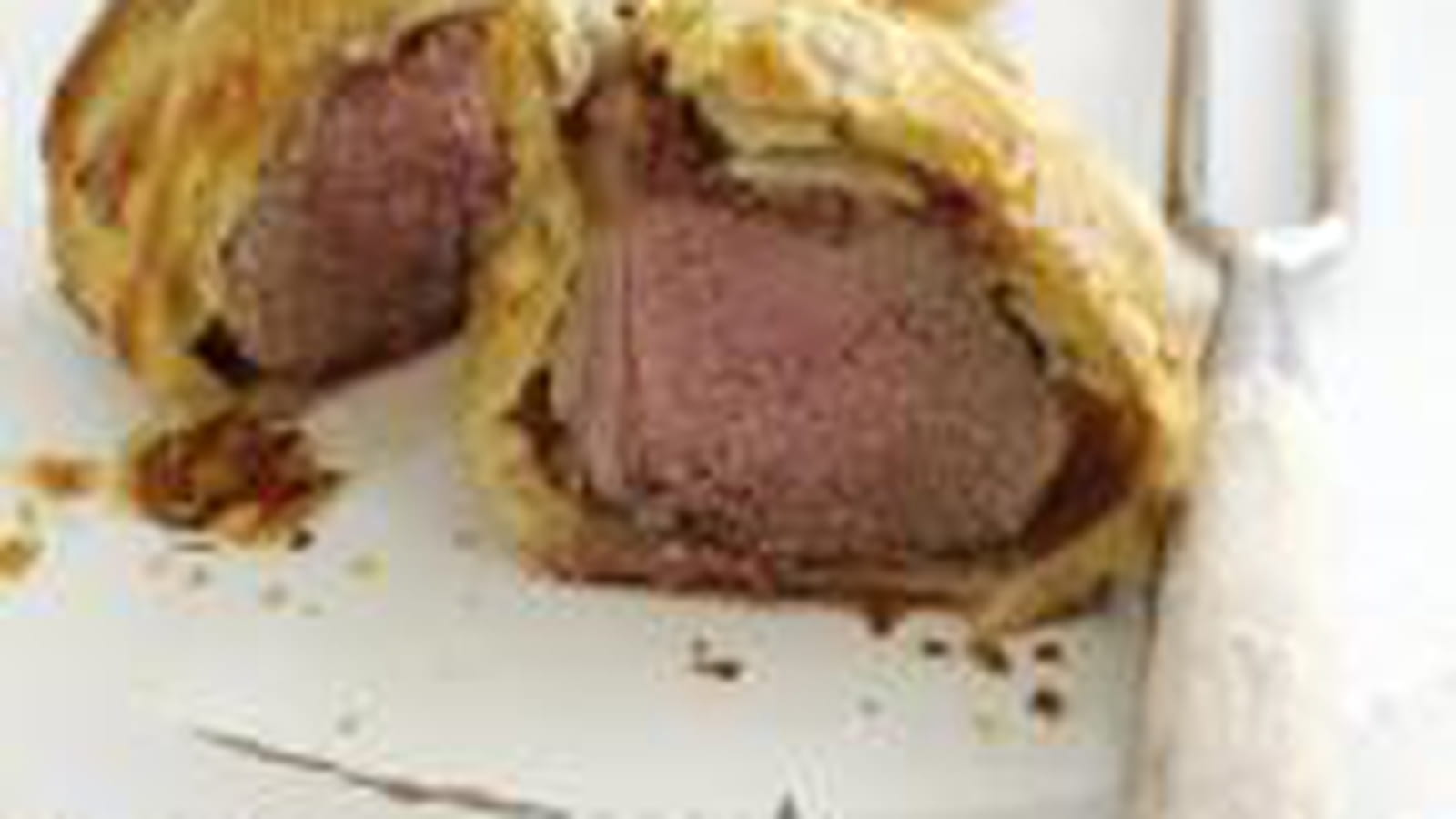 Carrés d'agneau en croûte