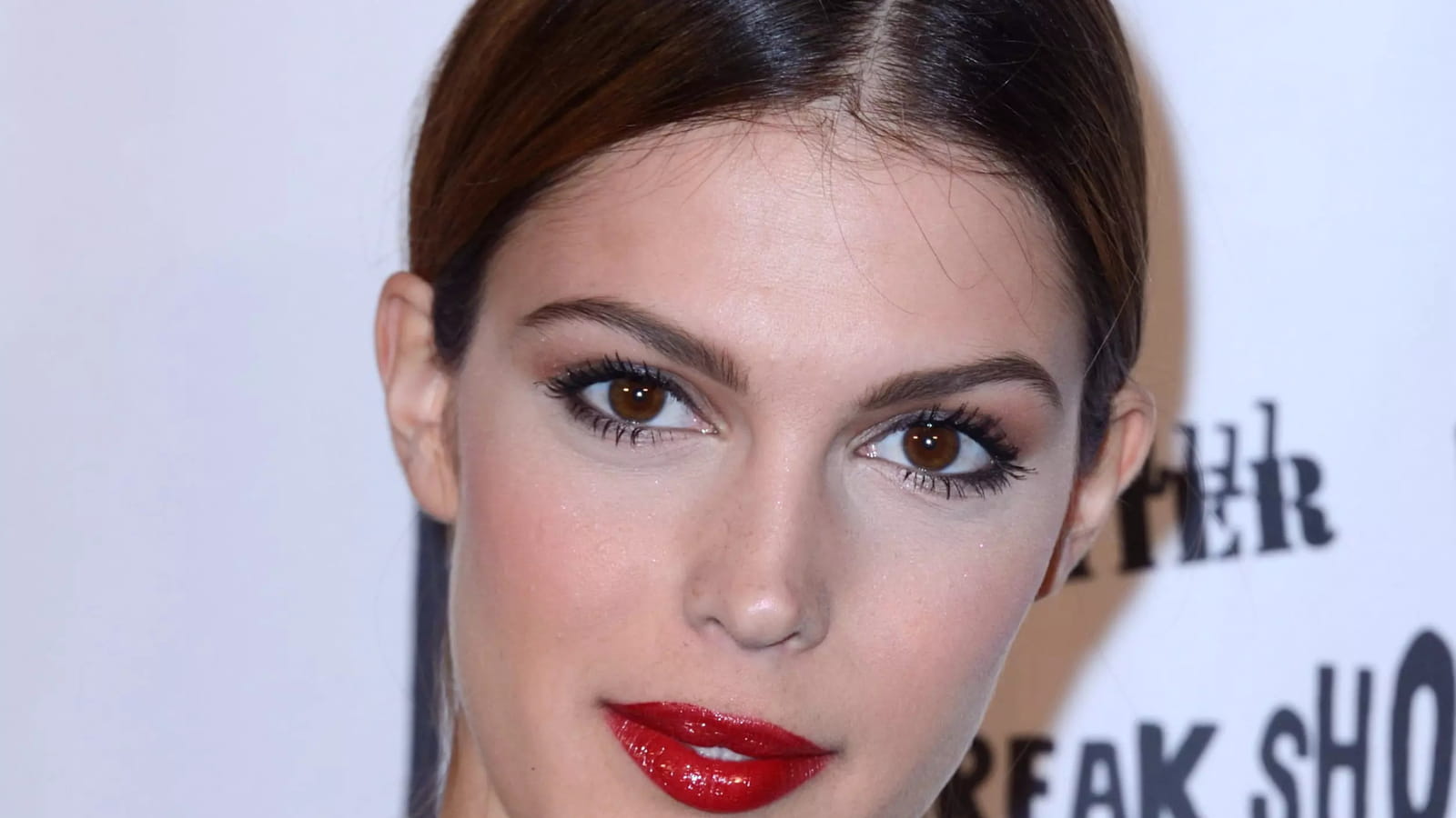 Iris Mittenaere