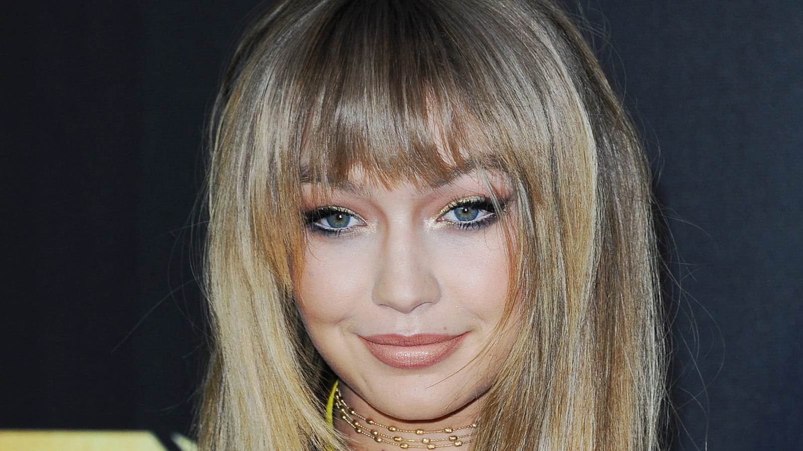 Gigi Hadid avec frange